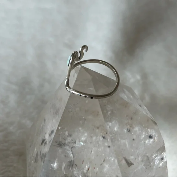 🤍 euc | delicate silver serpent ring - Picture 3 of 5